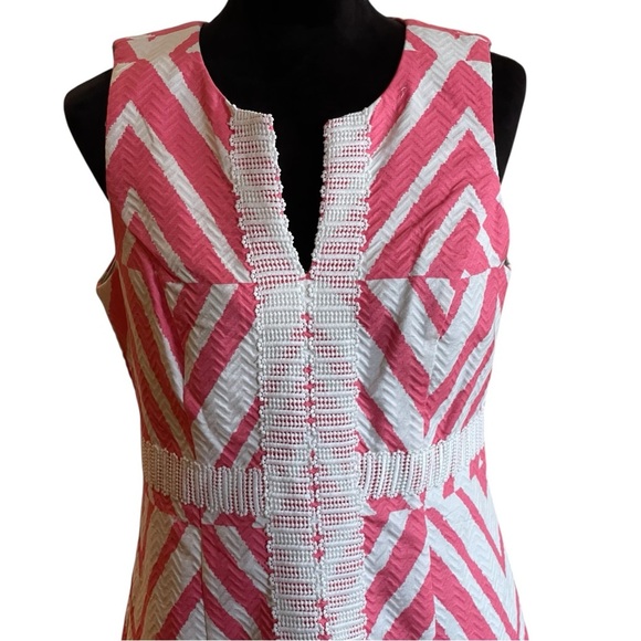 NWTS TAYLOR 60s STYLE PINK & WHITE SLEEVELESS GEOMETRIC DRESS SZ 10 - Picture 3 of 11